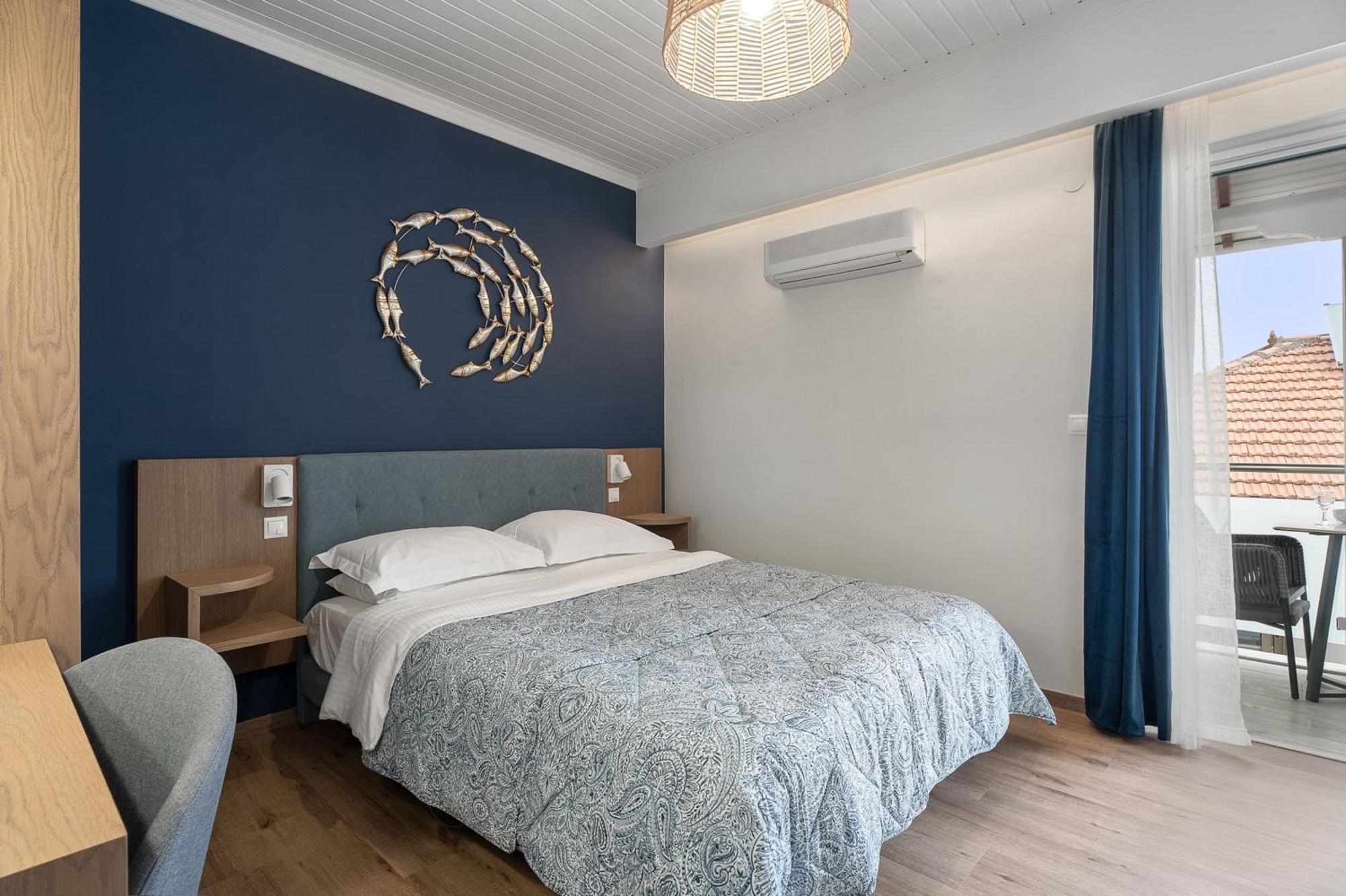 Captain'S Seafront Apartments Нидри Экстерьер фото